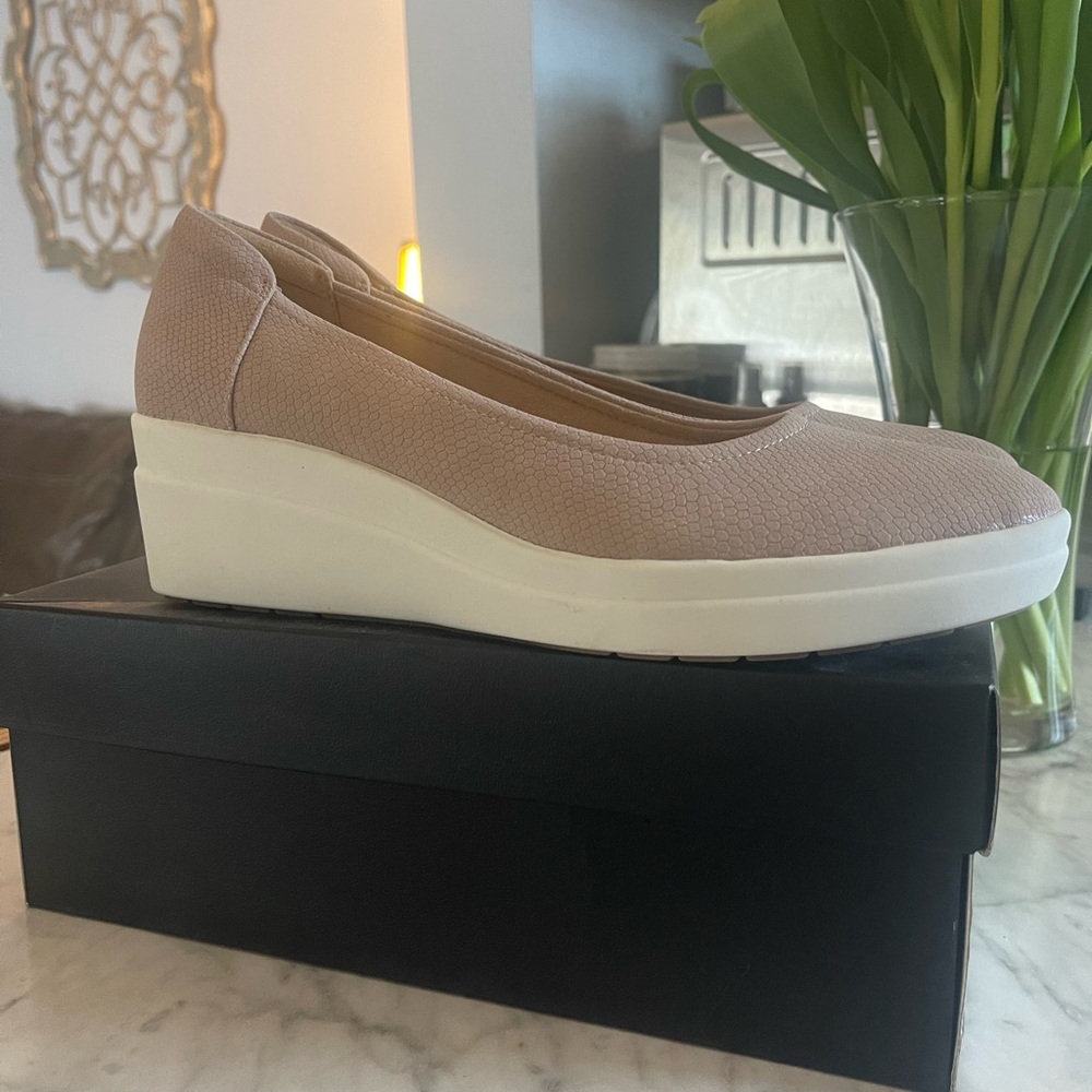 Naturalizer Wedge Espadrille